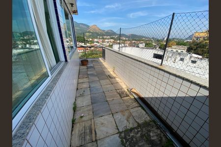 Apartamento à venda com 154m², 3 quartos e 2 vagas Apartamento à venda com 154m², 3 quartos e 2 vagasVaranda - Sala - Cobertura