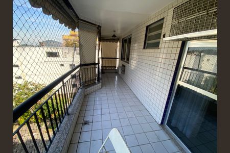 Apartamento à venda com 154m², 3 quartos e 2 vagas Apartamento à venda com 154m², 3 quartos e 2 vagasVaranda da Sala