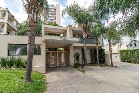 Apartamento à venda com 69m², 3 quartos e 1 vaga Apartamento à venda com 69m², 3 quartos e 1 vagaFachada e portaria