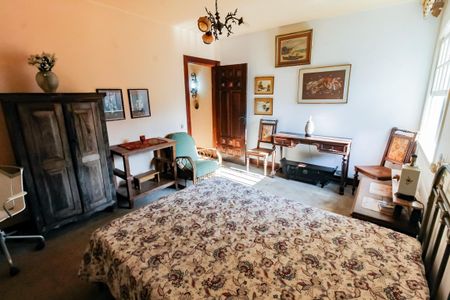 Casa para alugar com 380m², 6 quartos e 6 vagas Casa para alugar com 380m², 6 quartos e 6 vagasQuarto 4