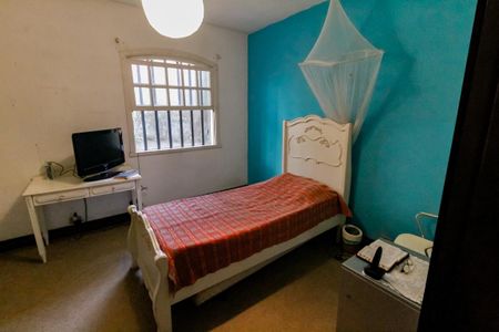 Casa para alugar com 380m², 6 quartos e 6 vagas Casa para alugar com 380m², 6 quartos e 6 vagasQuarto 2