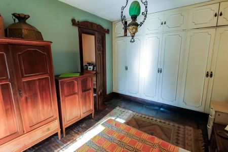 Casa para alugar com 380m², 6 quartos e 6 vagas Casa para alugar com 380m², 6 quartos e 6 vagasQuarto 3