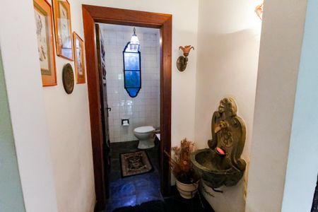 Casa para alugar com 380m², 6 quartos e 6 vagas Casa para alugar com 380m², 6 quartos e 6 vagasLavabo