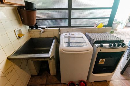 Casa para alugar com 380m², 6 quartos e 6 vagas Casa para alugar com 380m², 6 quartos e 6 vagasDetalhe da area de serviço