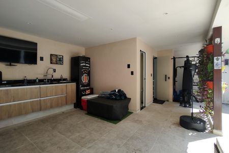 Casa de condomínio à venda com 215m², 3 quartos e 2 vagas Casa de condomínio à venda com 215m², 3 quartos e 2 vagasEspaço Gourmet