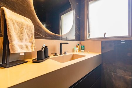 Apartamento à venda com 81m², 2 quartos e 1 vagaBanheiro 2