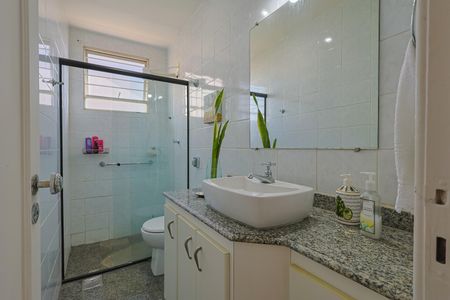 Apartamento à venda com 135m², 3 quartos e 2 vagasBanheiro