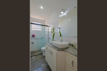 Apartamento à venda com 135m², 3 quartos e 2 vagasBanheiro