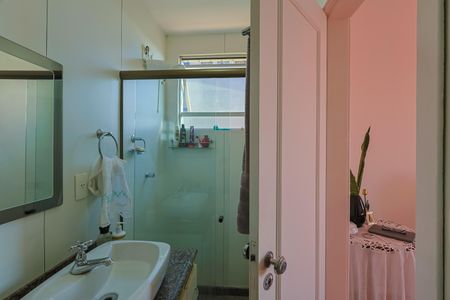 Apartamento à venda com 135m², 3 quartos e 2 vagasBanheiro da Suíte