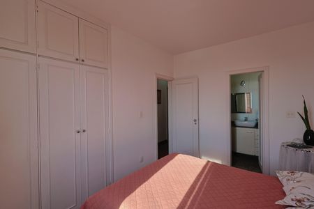 Apartamento à venda com 135m², 3 quartos e 2 vagasQuarto 3 - Suíte