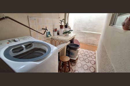 Casa à venda com 450m², 3 quartos e 8 vagasÁrea de Serviço