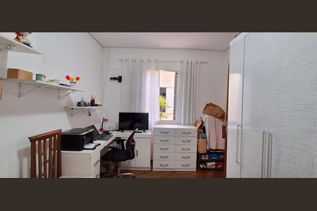 Casa à venda com 450m², 3 quartos e 8 vagasQuarto 2