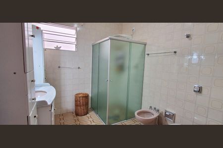 Casa à venda com 450m², 3 quartos e 8 vagasBanheiro