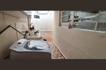 Casa à venda com 450m², 3 quartos e 8 vagasÁrea de Serviço