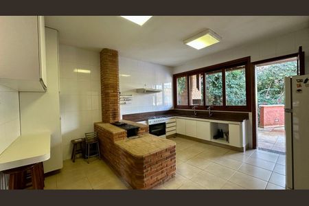 Casa de condomínio à venda com 405m², 6 quartos e 6 vagasCozinha