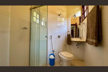 Casa de condomínio à venda com 405m², 6 quartos e 6 vagasBanheiro