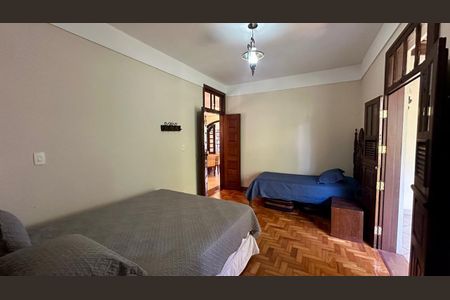 Casa de condomínio à venda com 405m², 6 quartos e 6 vagasQuarto 2