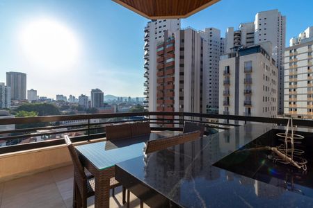 Apartamento à venda com 273m², 4 quartos e 4 vagas Apartamento à venda com 273m², 4 quartos e 4 vagasVaranda Gourmet