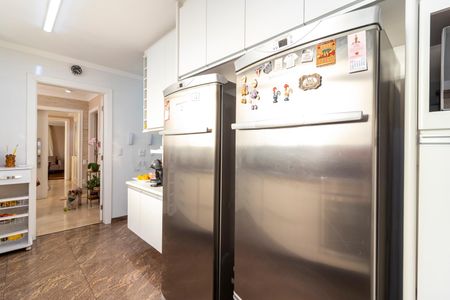 Apartamento à venda com 273m², 4 quartos e 4 vagas Apartamento à venda com 273m², 4 quartos e 4 vagasCozinha