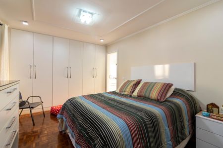 Apartamento à venda com 273m², 4 quartos e 4 vagas Apartamento à venda com 273m², 4 quartos e 4 vagasSuíte 1