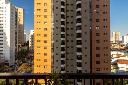 Apartamento à venda com 273m², 4 quartos e 4 vagas Apartamento à venda com 273m², 4 quartos e 4 vagasSala de TV - Vista