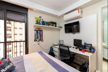 Apartamento à venda com 273m², 4 quartos e 4 vagas Apartamento à venda com 273m², 4 quartos e 4 vagasSuíte 3