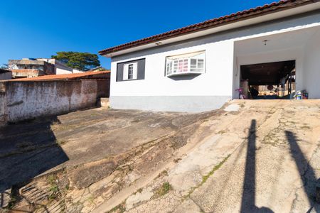 Casa à venda com 140m², 4 quartos e 2 vagas Casa à venda com 140m², 4 quartos e 2 vagasÁrea comum