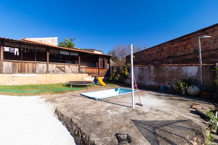 Casa à venda com 140m², 4 quartos e 2 vagas Casa à venda com 140m², 4 quartos e 2 vagasÁrea comum