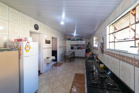 Casa à venda com 140m², 4 quartos e 2 vagas Casa à venda com 140m², 4 quartos e 2 vagasCozinha