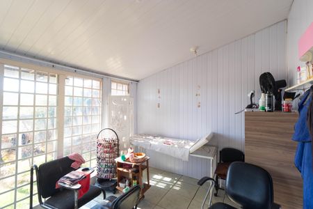 Casa à venda com 140m², 4 quartos e 2 vagas Casa à venda com 140m², 4 quartos e 2 vagasSuíte