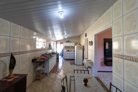 Casa à venda com 140m², 4 quartos e 2 vagas Casa à venda com 140m², 4 quartos e 2 vagasCozinha