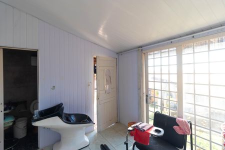 Casa à venda com 140m², 4 quartos e 2 vagas Casa à venda com 140m², 4 quartos e 2 vagasSuíte