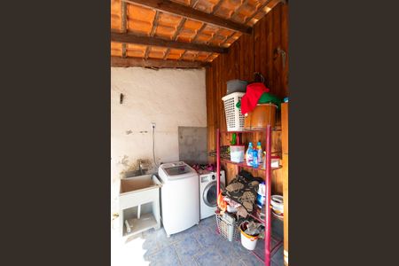 Casa à venda com 140m², 4 quartos e 2 vagas Casa à venda com 140m², 4 quartos e 2 vagasÁrea de Serviço