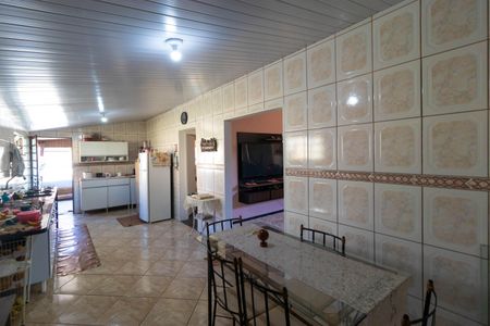 Casa à venda com 140m², 4 quartos e 2 vagas Casa à venda com 140m², 4 quartos e 2 vagasCozinha