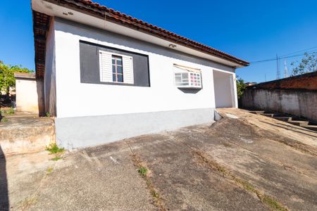 Casa à venda com 140m², 4 quartos e 2 vagas Casa à venda com 140m², 4 quartos e 2 vagasÁrea comum