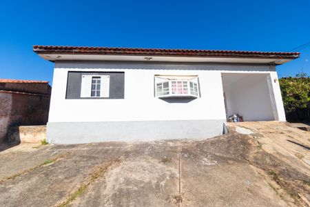 Casa à venda com 140m², 4 quartos e 2 vagas Casa à venda com 140m², 4 quartos e 2 vagasÁrea comum
