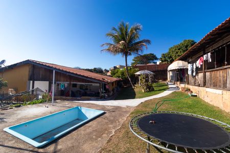 Casa à venda com 140m², 4 quartos e 2 vagas Casa à venda com 140m², 4 quartos e 2 vagasÁrea comum