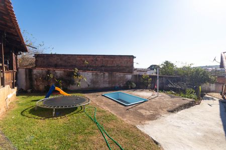 Casa à venda com 140m², 4 quartos e 2 vagas Casa à venda com 140m², 4 quartos e 2 vagasÁrea comum