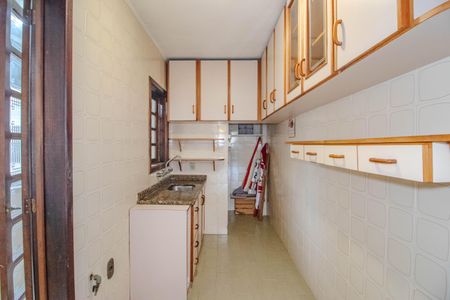 Apartamento à venda com 77m², 2 quartos e sem vagaCozinha e Área de Serviço