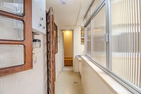 Apartamento à venda com 77m², 2 quartos e sem vagaCozinha e Área de Serviço