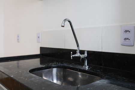Cozinha de apartamento para alugar com 2 quartos, 43m² em Vila Suzana, São Paulo