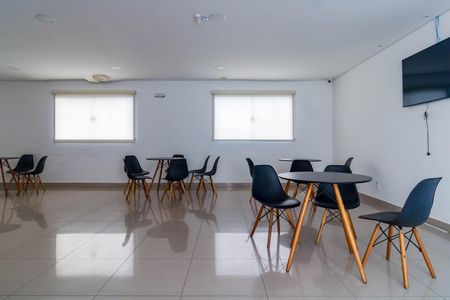 Apartamento para alugar com 43m², 2 quartos e sem vaga Apartamento para alugar com 43m², 2 quartos e sem vagaÁrea comum
