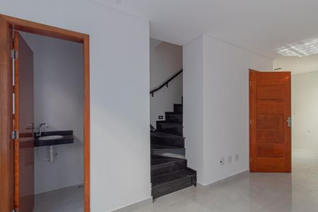 Sala de casa de condomínio à venda com 2 quartos, 90m² em Vila Ré, São Paulo