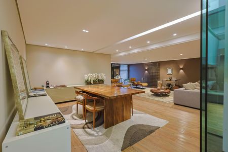 Apartamento à venda com 370m², 3 quartos e 4 vagasSala 3