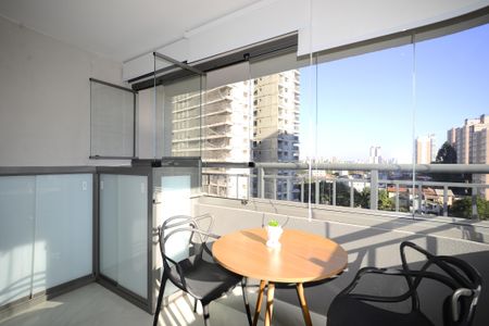 Varanda de kitnet/studio para alugar com 1 quarto, 30m² em Vila Mariana, São Paulo