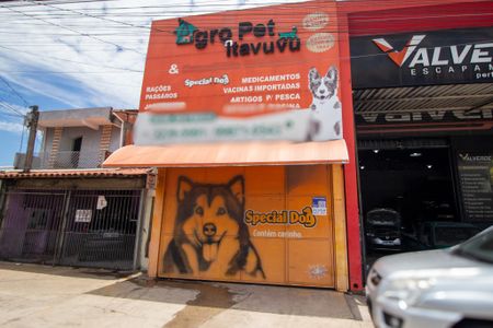 Casa para alugar com 58m², 1 quarto e sem vagaFachada 