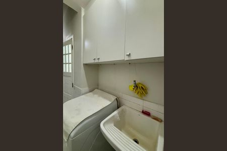 Apartamento à venda com 73m², 2 quartos e sem vaga Apartamento à venda com 73m², 2 quartos e sem vagaÁrea de serviço