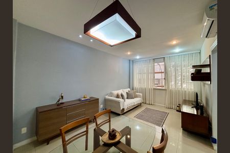 Apartamento à venda com 73m², 2 quartos e sem vaga Apartamento à venda com 73m², 2 quartos e sem vagaSala