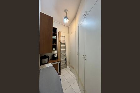 Apartamento à venda com 73m², 2 quartos e sem vaga Apartamento à venda com 73m², 2 quartos e sem vagaQuarto de Serviço