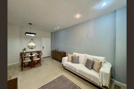 Apartamento à venda com 73m², 2 quartos e sem vaga Apartamento à venda com 73m², 2 quartos e sem vagaSala